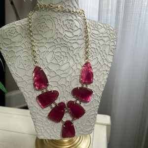 Kendra Scott Harlie Gold Statement Necklace in Berry Illusion